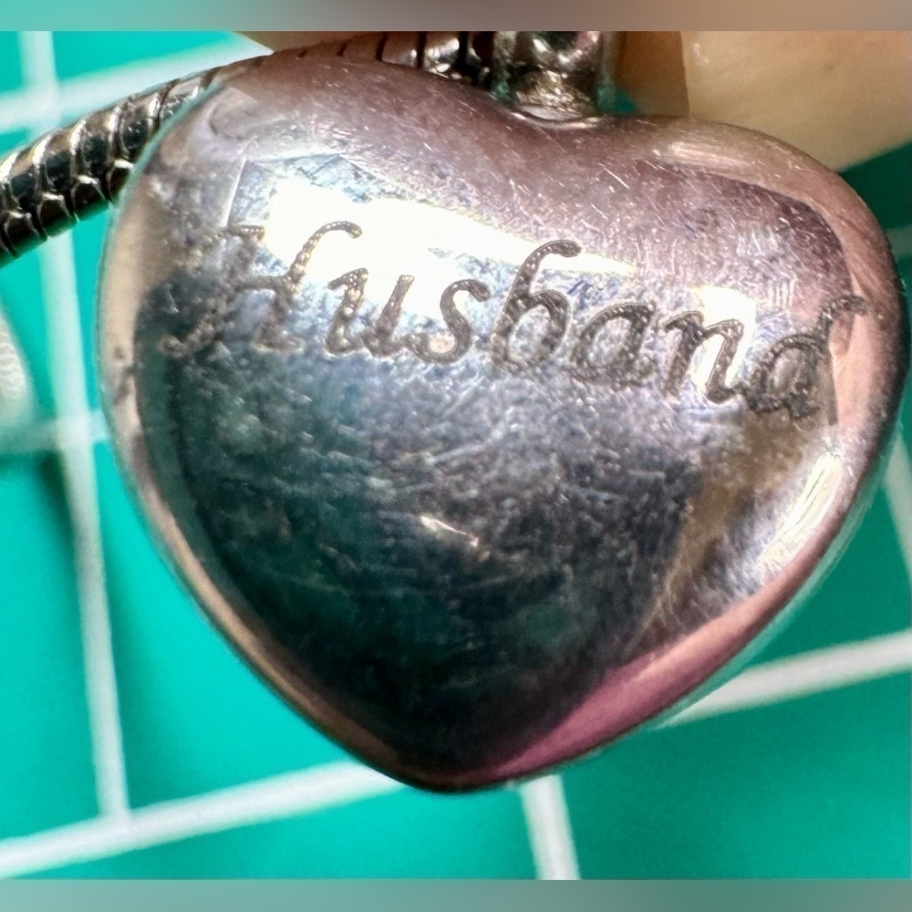 Silver Tone Snake Chain Necklace with Heart Pendant with Husband Engraved 20” - Picture 4 of 4